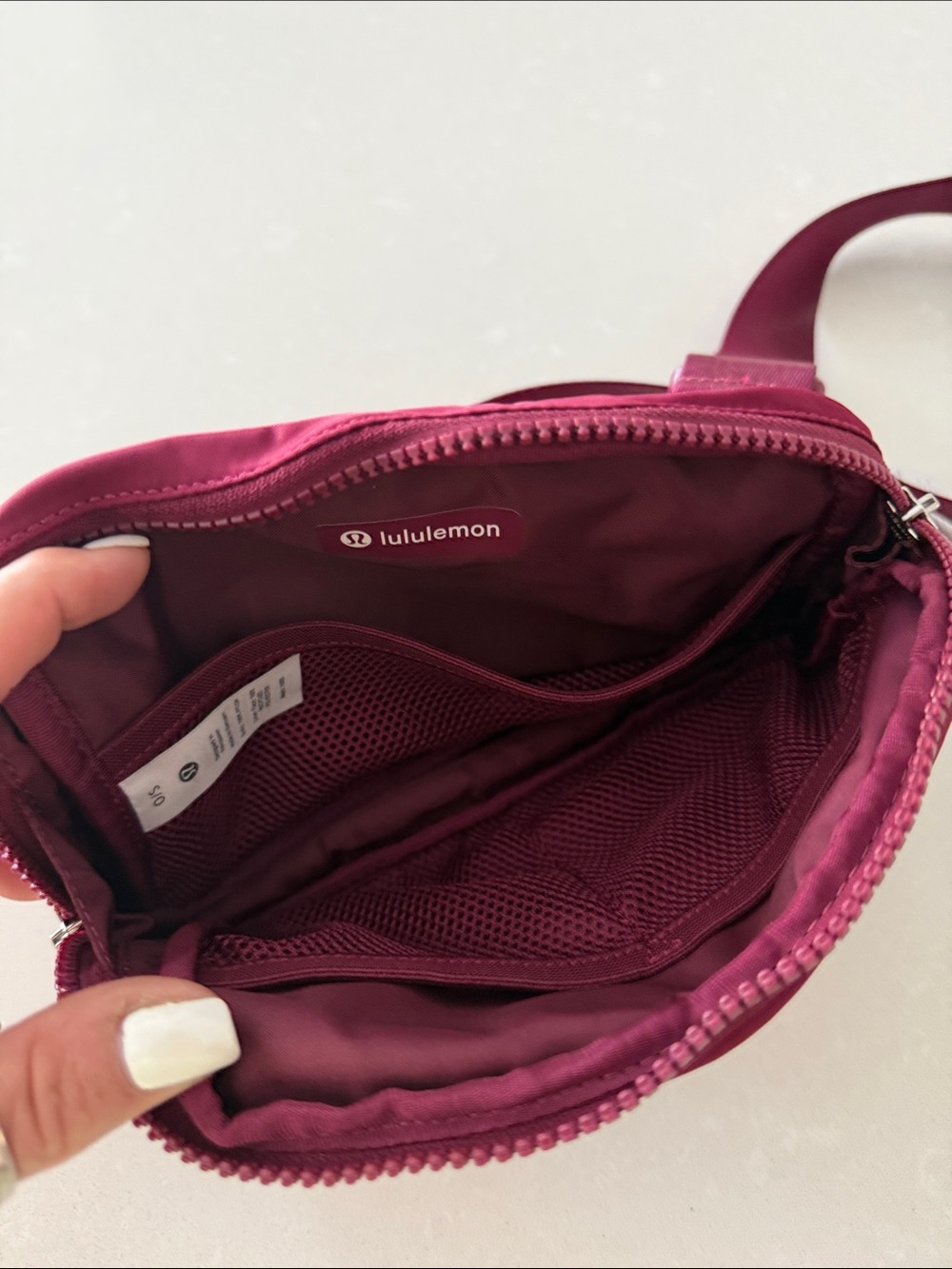 Lululemon Everywhere Belt Bag - Picture 5 of 5